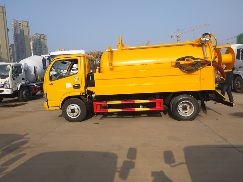 多利卡5方清洗吸污車吸污-小型吸污車 多利卡5方清洗吸污車吸污-小型吸污車