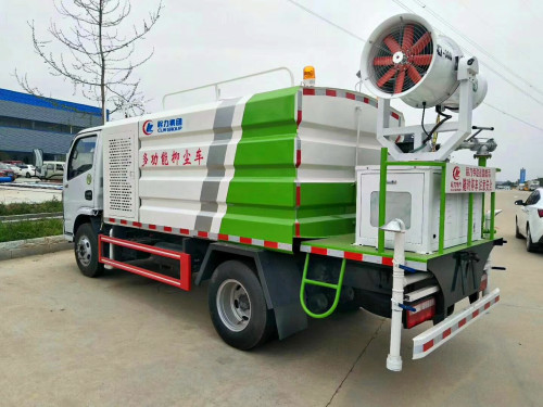 國(guó)六5噸灑水噴霧車(chē) 國(guó)六5噸灑水噴霧車(chē)