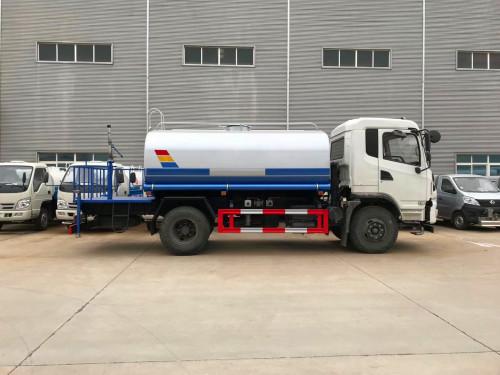東風(fēng)12噸灑水車多少錢一輛 東風(fēng)12噸灑水車多少錢一輛