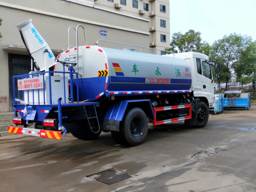 東風(fēng)12方抑塵車-12立方霧炮車 東風(fēng)12方抑塵車-12立方霧炮車