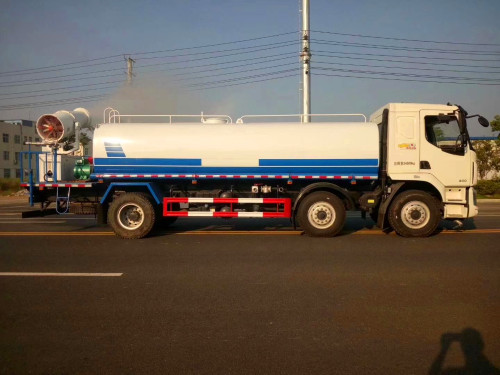 東風(fēng)柳氣18方抑塵車-18噸霧炮車 東風(fēng)柳氣18方抑塵車-18噸霧炮車