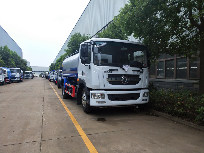 灑水車(chē)制造廠家 灑水車(chē)制造廠家