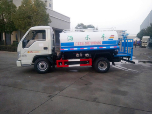 灑水車的價格是多少,湖北程力灑水車生產(chǎn)制造廠家 灑水車的價格是多少,湖北程力灑水車生產(chǎn)制造廠家