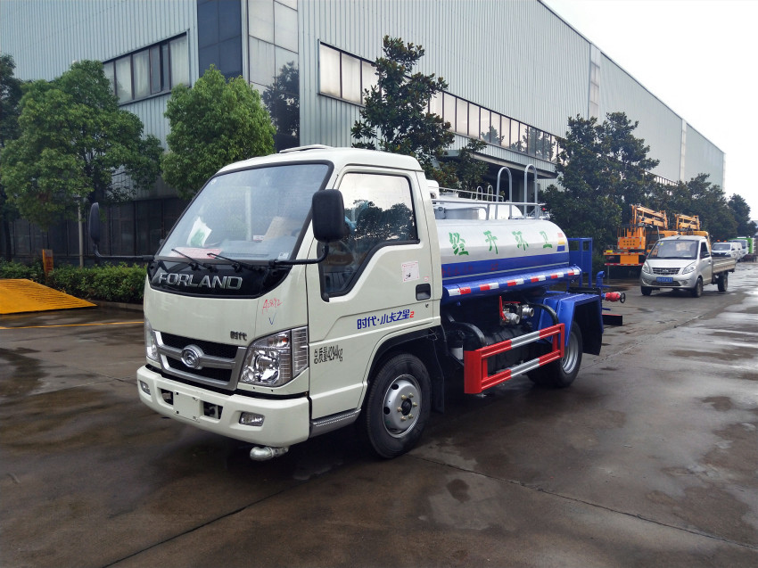 凱馬2噸灑水車-2方灑水車廠家參數(shù)配置-湖北程力銷售總部 凱馬2噸灑水車-2方灑水車廠家參數(shù)配置-湖北程力銷售總部