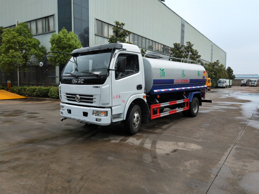 東風D7多利卡9噸灑水車-9方灑水車報價-程力銷售總部 東風D7多利卡9噸灑水車-9方灑水車報價-程力銷售總部