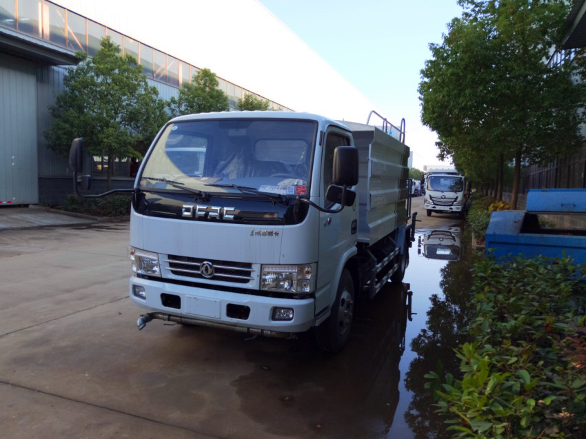 國(guó)六灑水車(chē)銷(xiāo)售價(jià)格 5立方灑水車(chē)價(jià)格多少 -湖北程力 國(guó)六灑水車(chē)銷(xiāo)售價(jià)格 5立方灑水車(chē)價(jià)格多少 -湖北程力