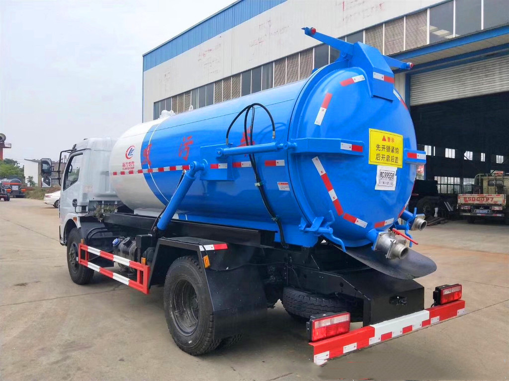 東風(fēng)國(guó)六5-7方吸污車-5噸吸污車 東風(fēng)國(guó)六5-7方吸污車-5噸吸污車