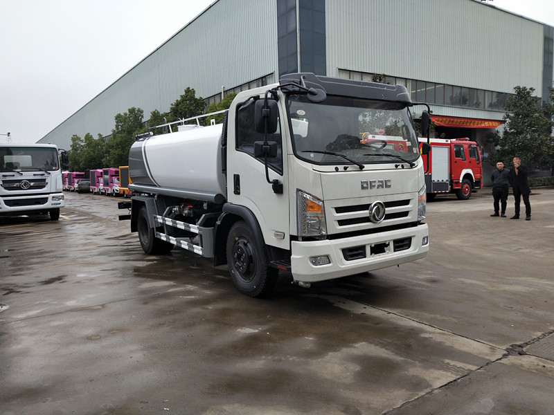 東風多利卡4方灑水車-4噸灑水車價格報價 東風多利卡4方灑水車-4噸灑水車價格報價