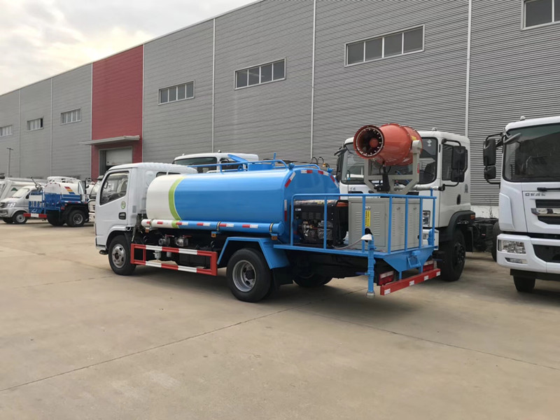 東風5噸上藍牌灑水車 東風5噸上藍牌灑水車