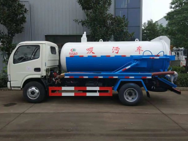 吸糞車鋼板潤滑油的重要性-湖北洗掃車廠家直銷 吸糞車鋼板潤滑油的重要性-湖北洗掃車廠家直銷