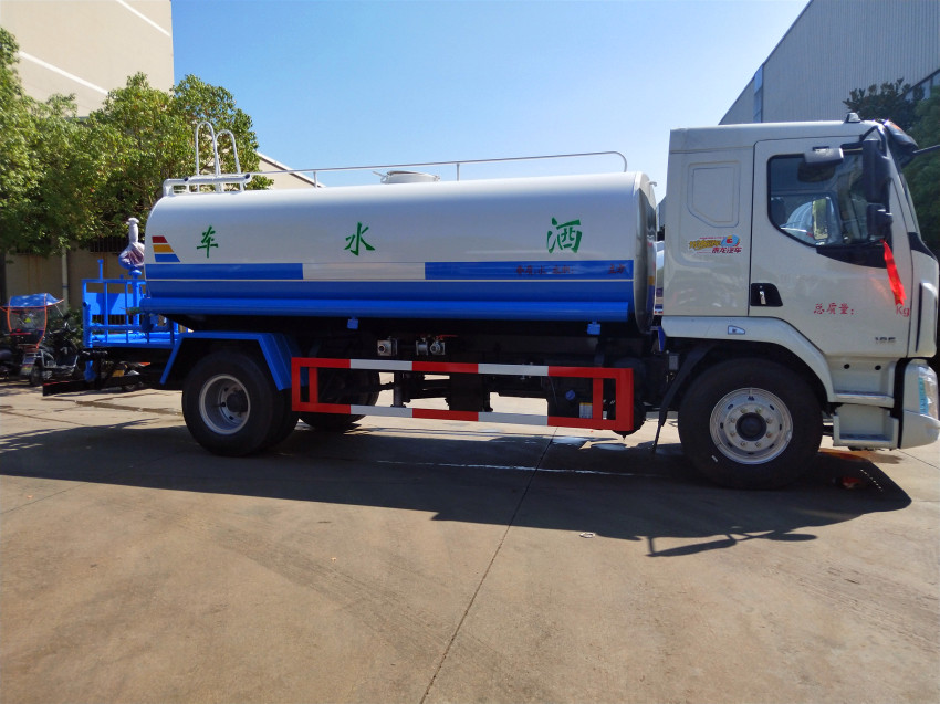 東風柳汽12噸灑水車-東風12立方灑水車 東風柳汽12噸灑水車-東風12立方灑水車