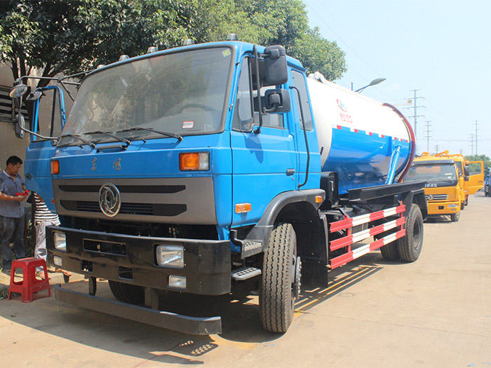 東風御虎10噸吸污車配置-湖北程吸污車廠家直銷 東風御虎10噸吸污車配置-湖北程吸污車廠家直銷