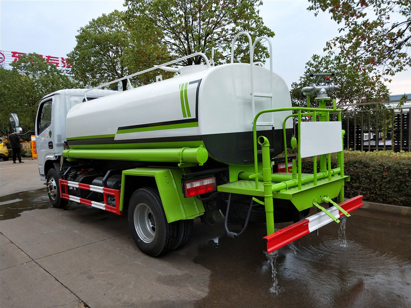 國六東風5噸灑水車 國六東風5噸灑水車