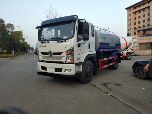 東風(fēng)145園林噴灑車報價-程力集團(tuán) 東風(fēng)145園林噴灑車報價-程力集團(tuán)