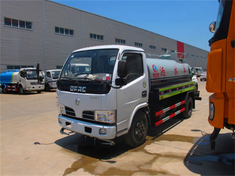 國六東風(fēng)多利卡5噸灑水車 上藍(lán)牌5方路面沖灑運(yùn)水車規(guī)格 參數(shù) 配置 國六東風(fēng)多利卡5噸灑水車 上藍(lán)牌5方路面沖灑運(yùn)水車規(guī)格 參數(shù) 配置