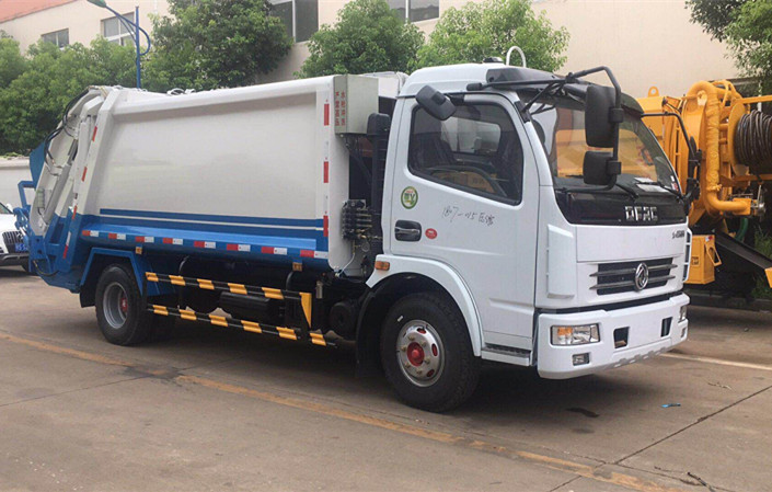 國六東風大多利卡8方壓縮式垃圾車-8方灑水車價格報價 國六東風大多利卡8方壓縮式垃圾車-8方灑水車價格報價