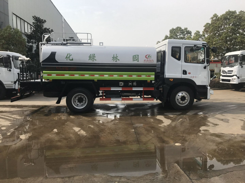 灑水車多少錢一輛 灑水車多少錢一輛