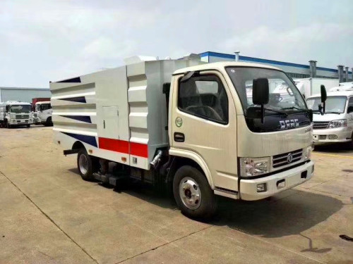 5方掃路車-灑水車-東風(fēng)小多利卡道路清掃車 優(yōu)質(zhì)產(chǎn)品掃地車廠家哪里 5方掃路車-灑水車-東風(fēng)小多利卡道路清掃車 優(yōu)質(zhì)產(chǎn)品掃地車廠家哪里