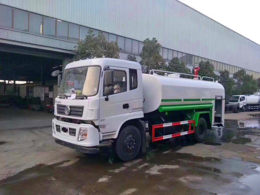 東風153/13噸消防灑水車-12噸消防灑水車 東風153/13噸消防灑水車-12噸消防灑水車