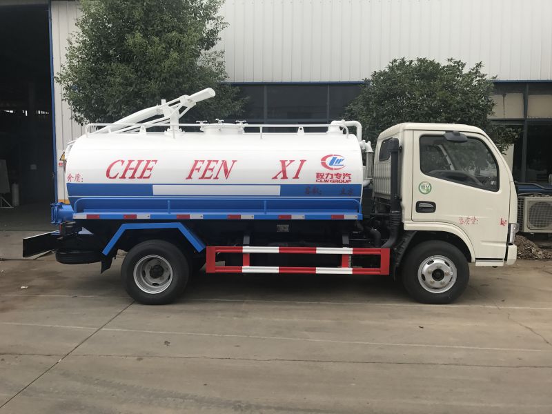 小型吸糞車多少錢一臺 5方東風小多利卡吸糞車廠家直銷 小型吸糞車多少錢一臺 5方東風小多利卡吸糞車廠家直銷