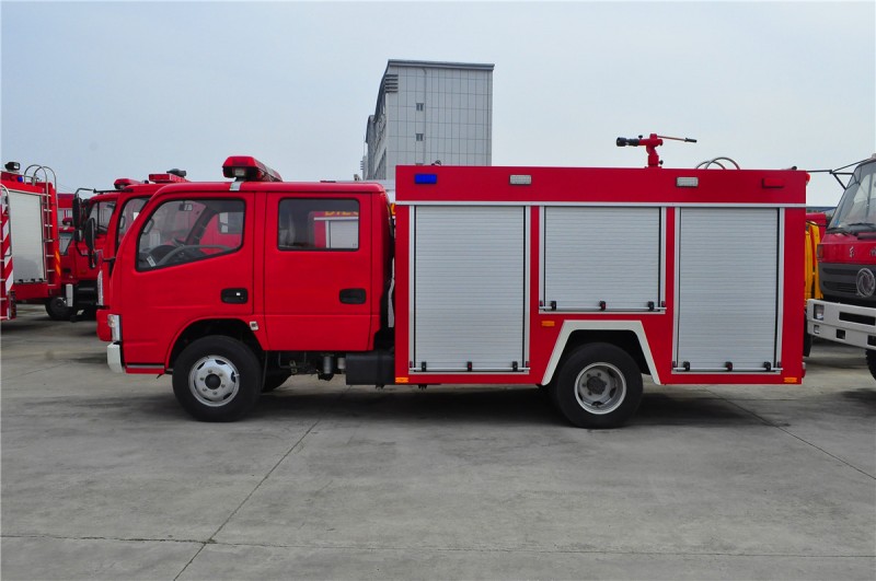 灑水消防車救火車報價,消防車廠家直銷 灑水消防車救火車報價,消防車廠家直銷