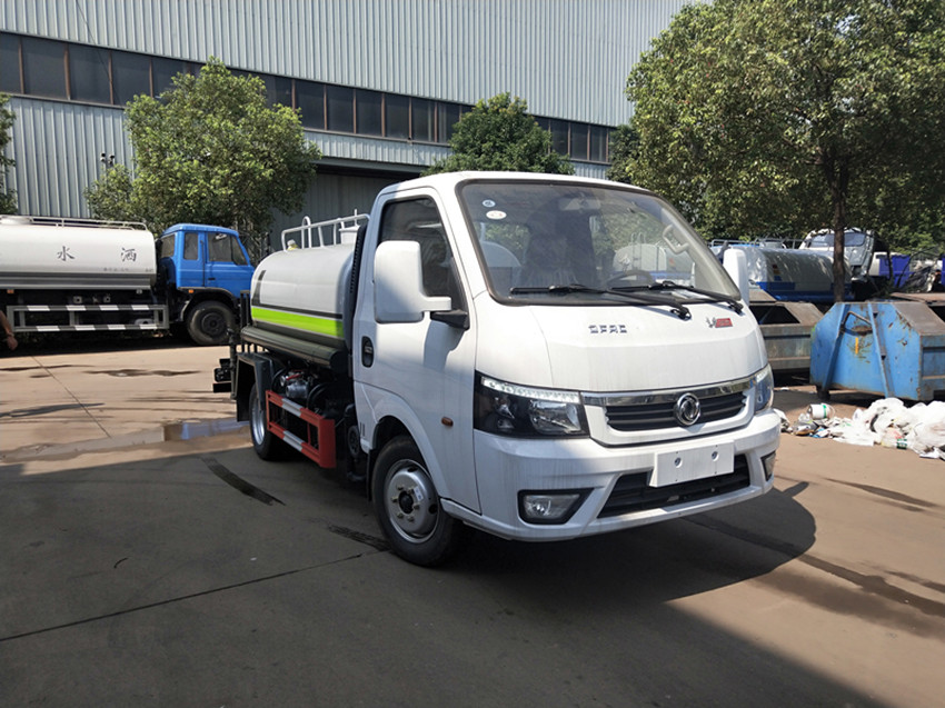 小型灑水車 小型灑水車