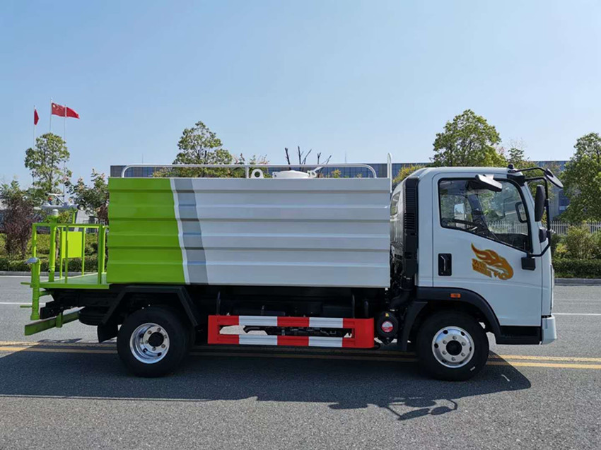 藍牌灑水車 藍牌灑水車