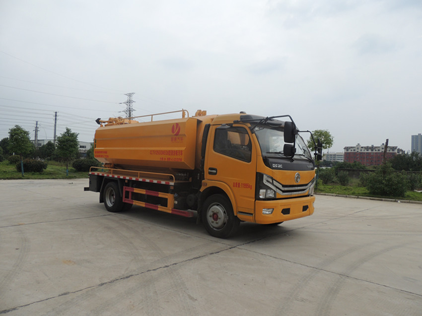 東風8方吸污車-東風8方吸污車報價-程力吸污車生產廠家 東風8方吸污車-東風8方吸污車報價-程力吸污車生產廠家