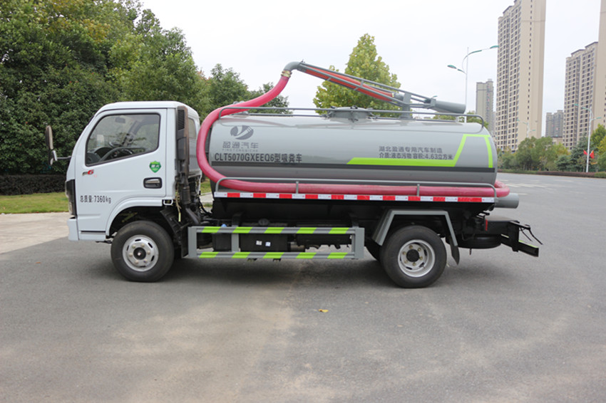 東風(fēng)5方吸糞車價格-東風(fēng)5方吸糞車廠家直銷-吸糞車生產(chǎn)廠家 東風(fēng)5方吸糞車價格-東風(fēng)5方吸糞車廠家直銷-吸糞車生產(chǎn)廠家