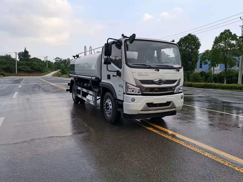 12噸福田霧炮車(chē) 12噸福田霧炮車(chē)