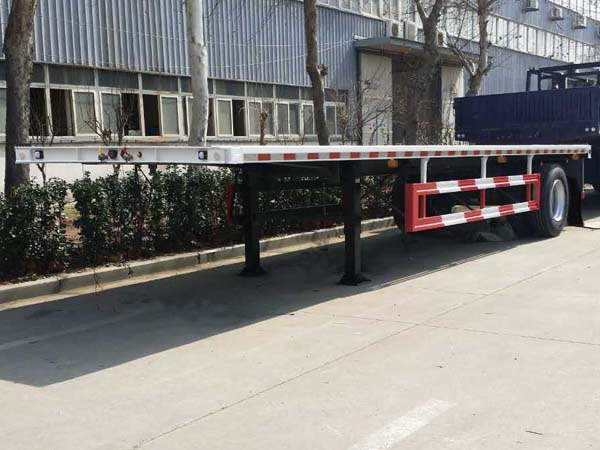 五岳牌TAZ9184TPBA型平板運(yùn)輸半掛車 五岳牌TAZ9184TPBA型平板運(yùn)輸半掛車