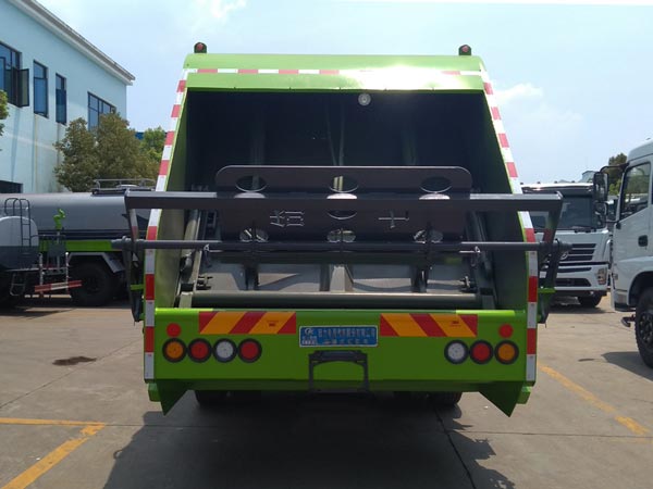 程力威牌CLW5182ZYSD6型壓縮式垃圾車(chē) 程力威牌CLW5182ZYSD6型壓縮式垃圾車(chē)