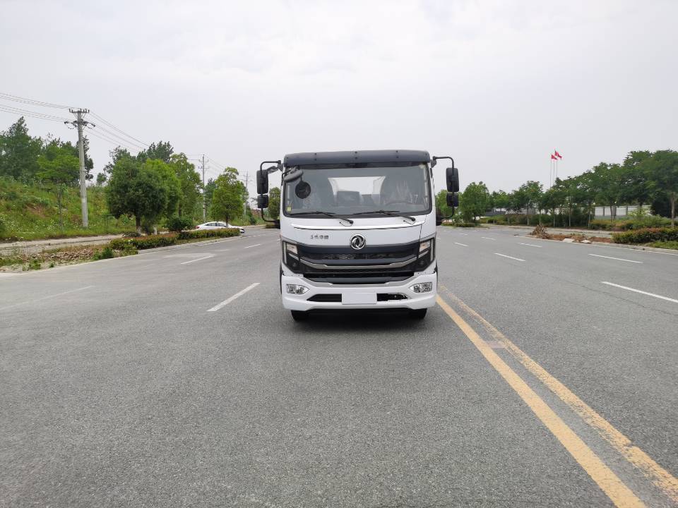 程力威牌CLW5086TDYE6型多功能抑塵車 程力威牌CLW5086TDYE6型多功能抑塵車