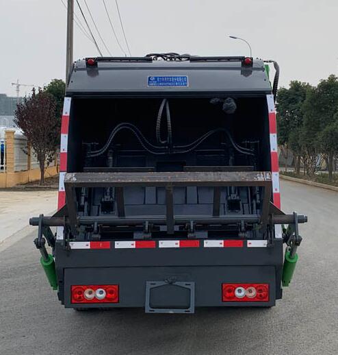 程力威牌CLW5070ZYS6CD型壓縮式垃圾車 程力威牌CLW5070ZYS6CD型壓縮式垃圾車