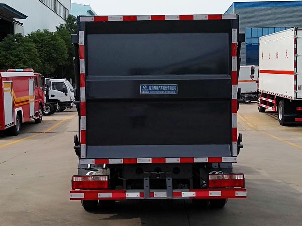 程力威牌CLW5072ZZZ6型自裝卸式垃圾車 程力威牌CLW5072ZZZ6型自裝卸式垃圾車