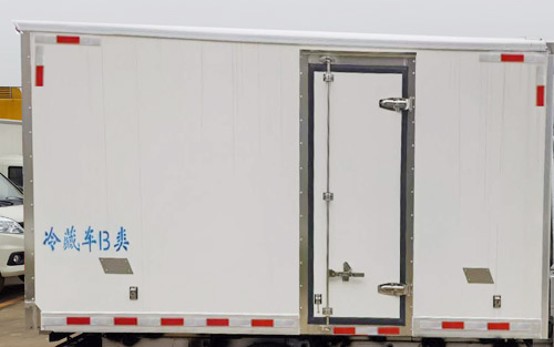 程力威牌CLW5031XLCB6型冷藏車 程力威牌CLW5031XLCB6型冷藏車