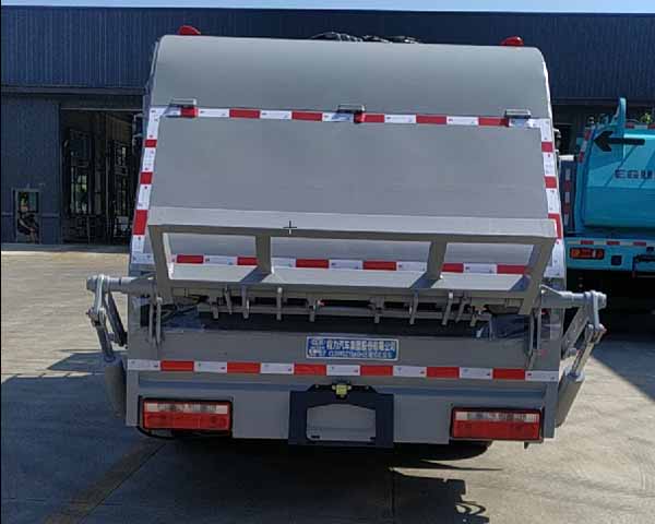 程力牌CL5090ZYS6GH型壓縮式垃圾車 程力牌CL5090ZYS6GH型壓縮式垃圾車