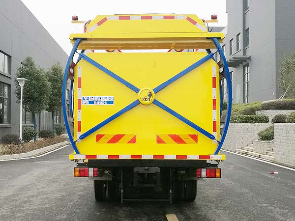 程力威牌CLW5041TFZJDP型防撞緩沖車 程力威牌CLW5041TFZJDP型防撞緩沖車