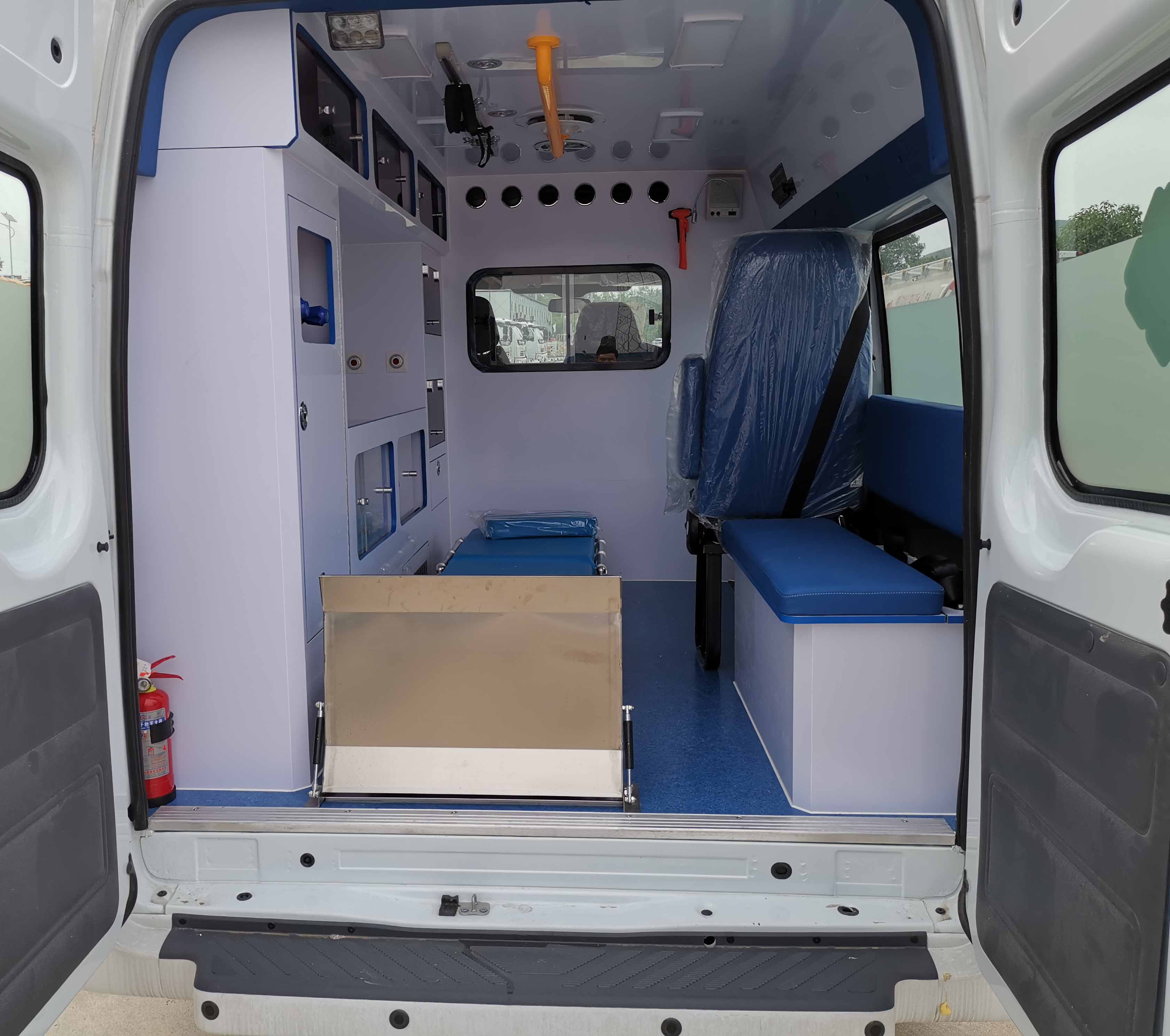 程力牌CL5045XJH6YS型救護車 程力牌CL5045XJH6YS型救護車