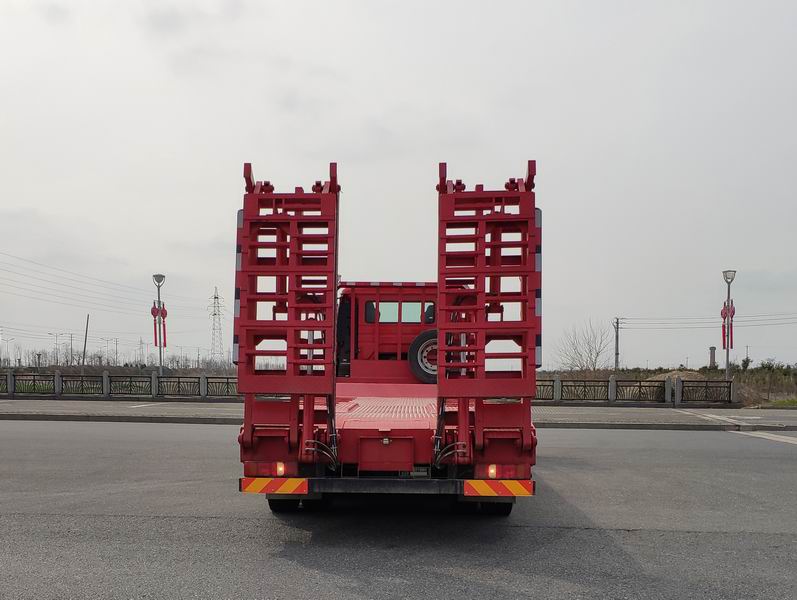 豪沃牌ZZ5317TPBV506JF1型平板運(yùn)輸車 豪沃牌ZZ5317TPBV506JF1型平板運(yùn)輸車