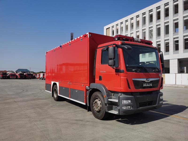 程力威牌CLW5140TXFQC200/M型器材消防車 程力威牌CLW5140TXFQC200/M型器材消防車