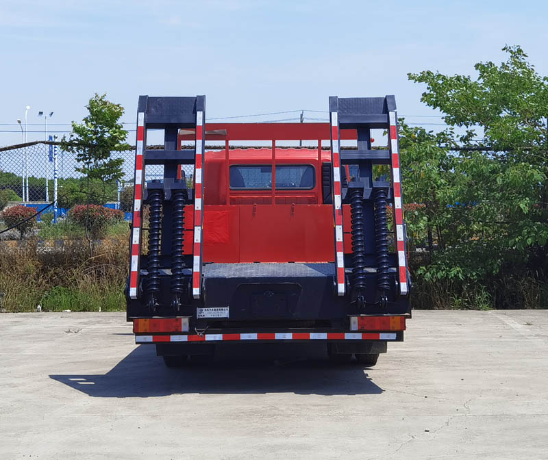 東風牌EQ5116TPBL6D11型平板運輸車 東風牌EQ5116TPBL6D11型平板運輸車