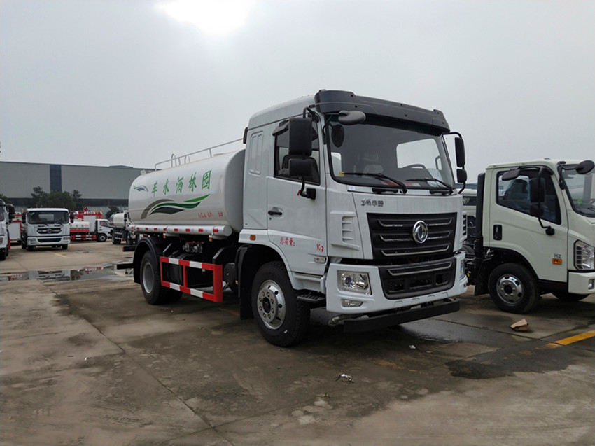 十二方灑水車多少錢一輛 十二方灑水車多少錢一輛