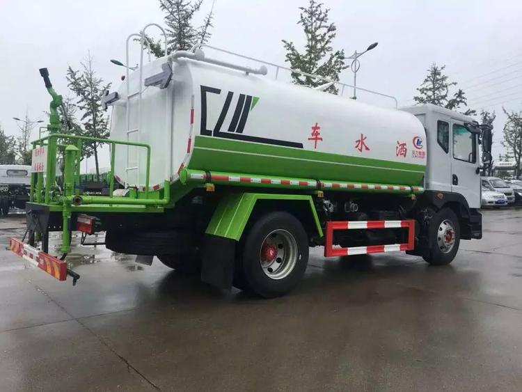 工地專(zhuān)用灑水車(chē) 工地專(zhuān)用灑水車(chē)