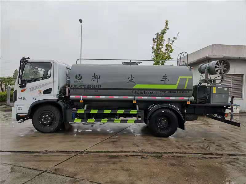 灑水車專業生產廠家 灑水車專業生產廠家