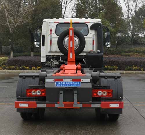 縱昂牌CLT5070ZXXBJ6型車廂可卸式垃圾車 縱昂牌CLT5070ZXXBJ6型車廂可卸式垃圾車