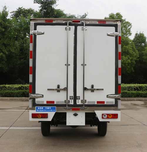 縱昂牌CLT5031XLCBJ6型冷藏車 縱昂牌CLT5031XLCBJ6型冷藏車