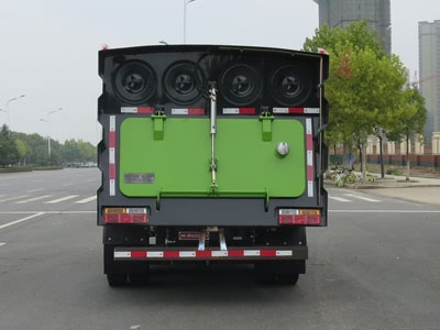 新東日牌YZR5080TXCCG6型吸塵車 新東日牌YZR5080TXCCG6型吸塵車