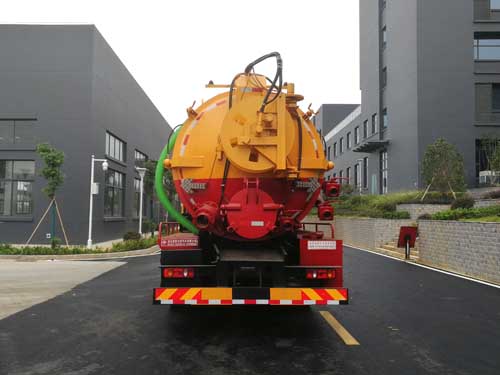 楚勝牌CSC5180GQWD6型清洗吸污車 楚勝牌CSC5180GQWD6型清洗吸污車