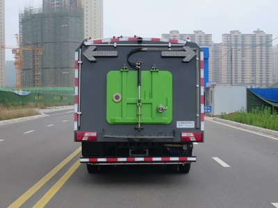 新東日牌YZR5080TXSJX6型洗掃車 新東日牌YZR5080TXSJX6型洗掃車